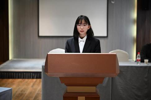 c5b7935c577278052b23e8fb815b1060